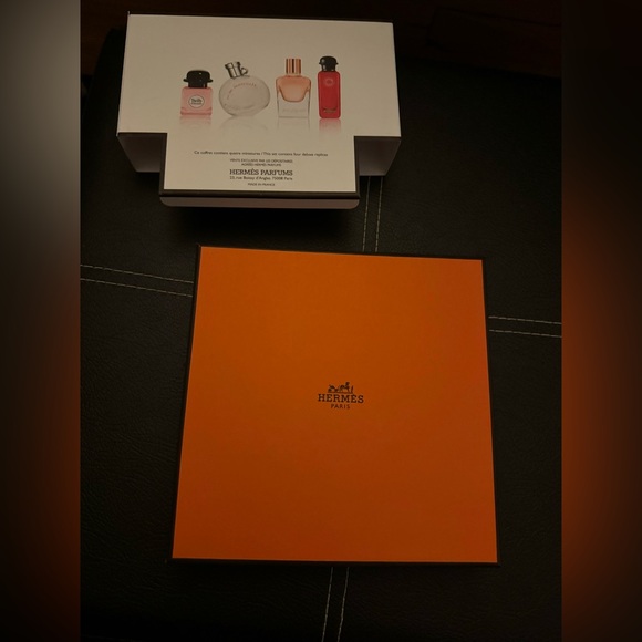 Hermes Mini Discovery Perfume Set - Picture 2 of 4